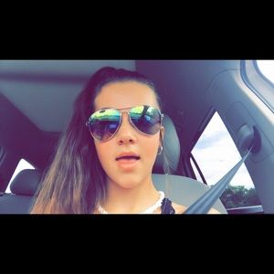 Meet your Posher, Kennedy